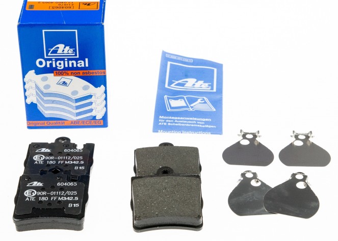 ATE 13.0460-4065.2 Jeu de 4 plaquettes de frein pour MERCEDES CLASSE C CLK