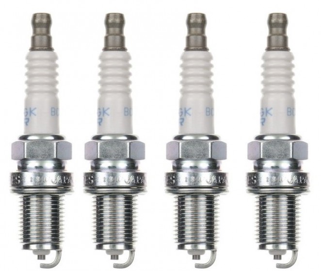 4x NGK 1669 Bougie d’allumage LFR5E-11 pour NISSAN INFINITI