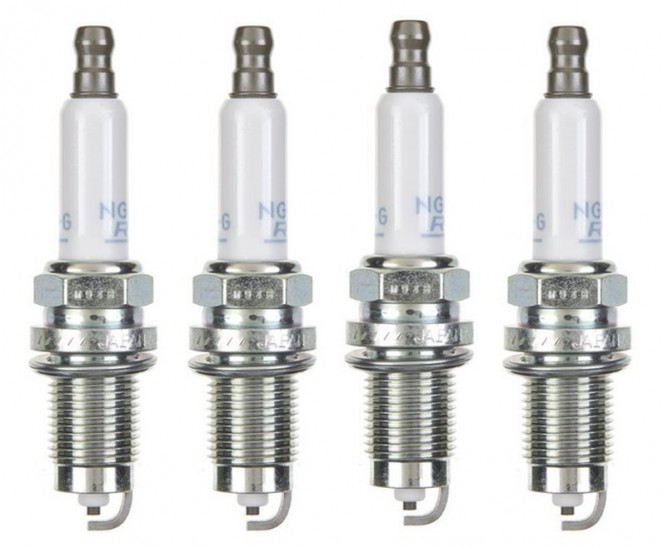4x NGK 6893 Bougie d’allumage pour AUDI SEAT SKODA VW LAMBORGHINI