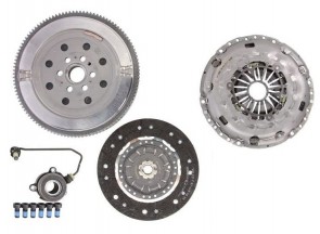 LUK 600 0158 00 Kit d'embrayage + Volant moteur pour OPEL FIAT SAAB 