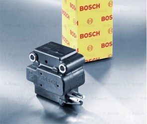 BOSCH F 026 T03 002 Régulateur de pression du carburant pour BMW