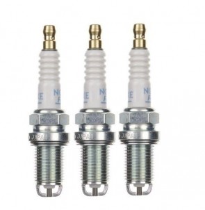 3X NGK 5649 Bougie d’allumage pour MERCEDES MAYBACH SMART STEYR 