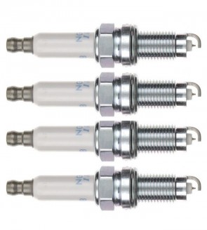 X4 NGK 7968 Bougie d’allumage pour AUDI SEAT VW FORD SKODA